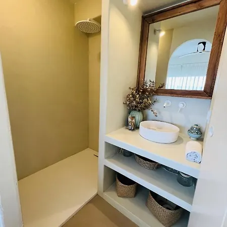 With Sea View Apartment
