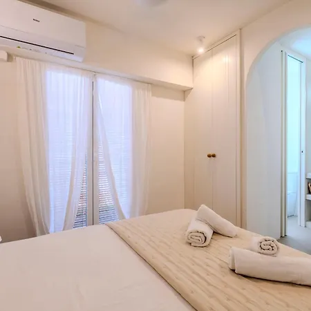 With Sea View Apartment