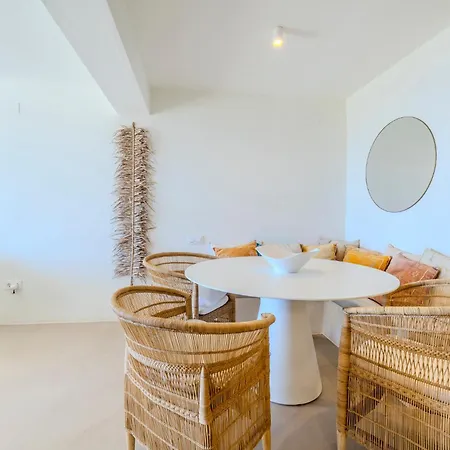 With Sea View Apartment