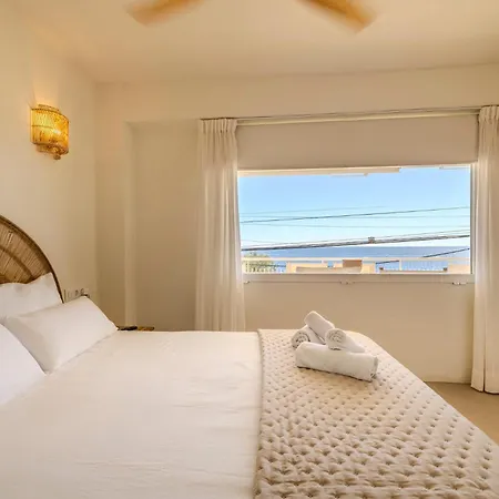 With Sea View Apartment *